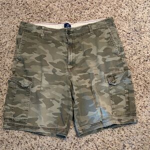 George Men's Green Camouflage Cargo Shorts